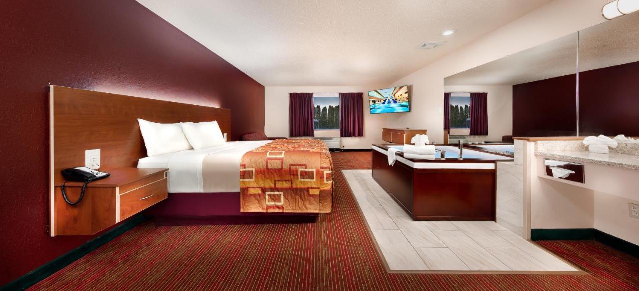 Grand Marquis Waterpark Hotel & Suites Wisconsin Dells Ngoại thất bức ảnh